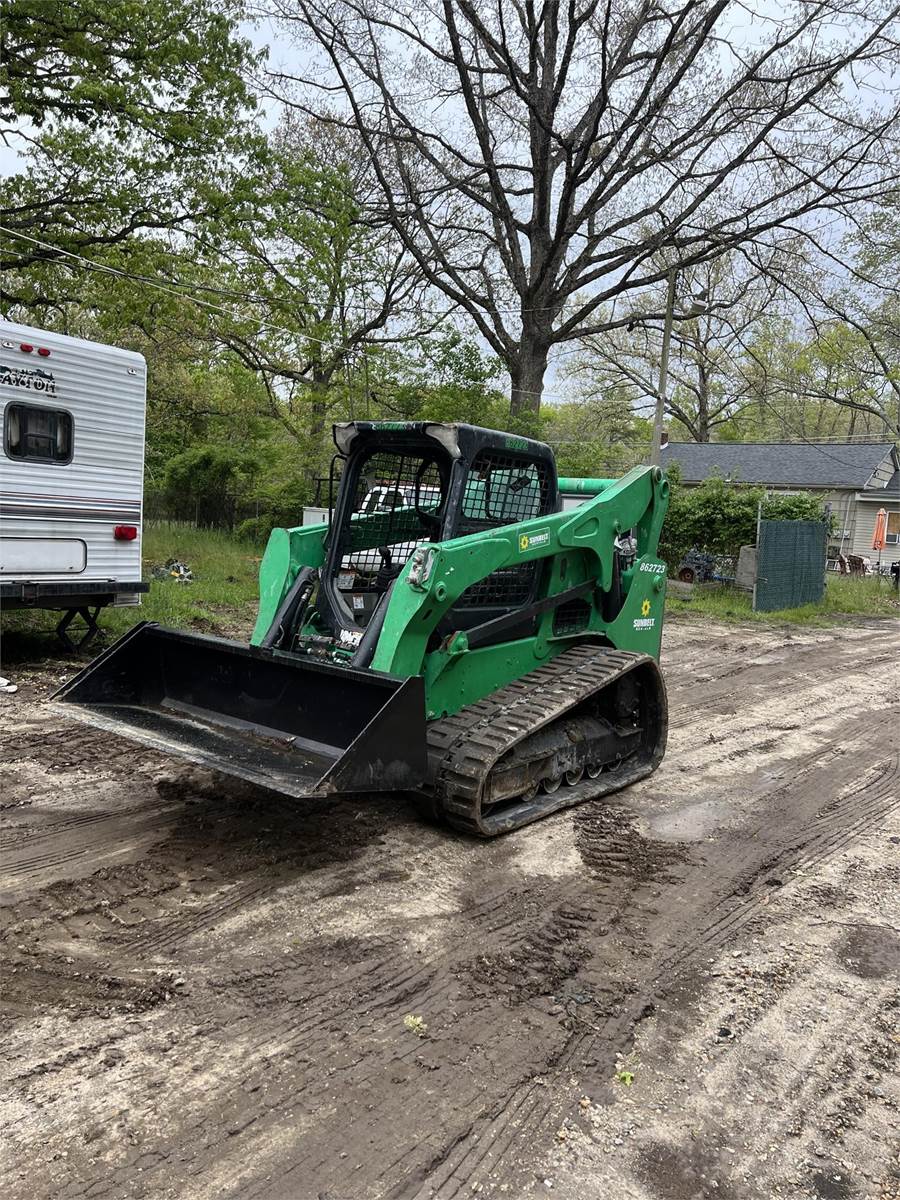2016 Bobcat T740 Skid Steer
