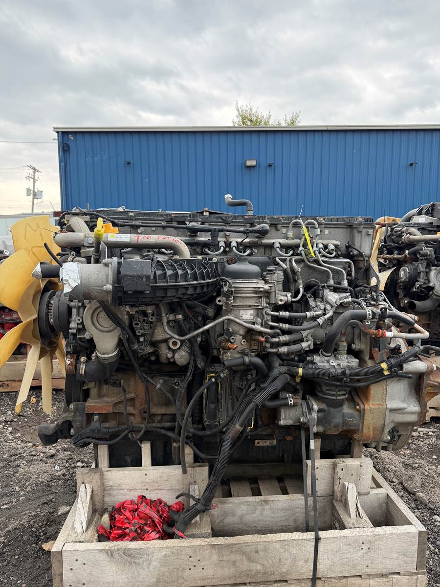 2017 Detroit DD13 Diesel Engine – 12.8L – 515 HP – Low Hours – Strong Runner