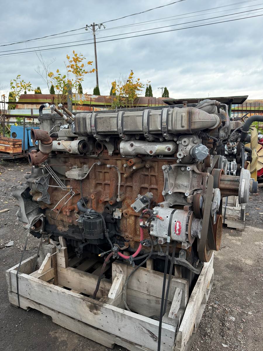 Detroit DD15 Diesel Engine – 14.8L – Low Hours / Low Mileage – Core Engine