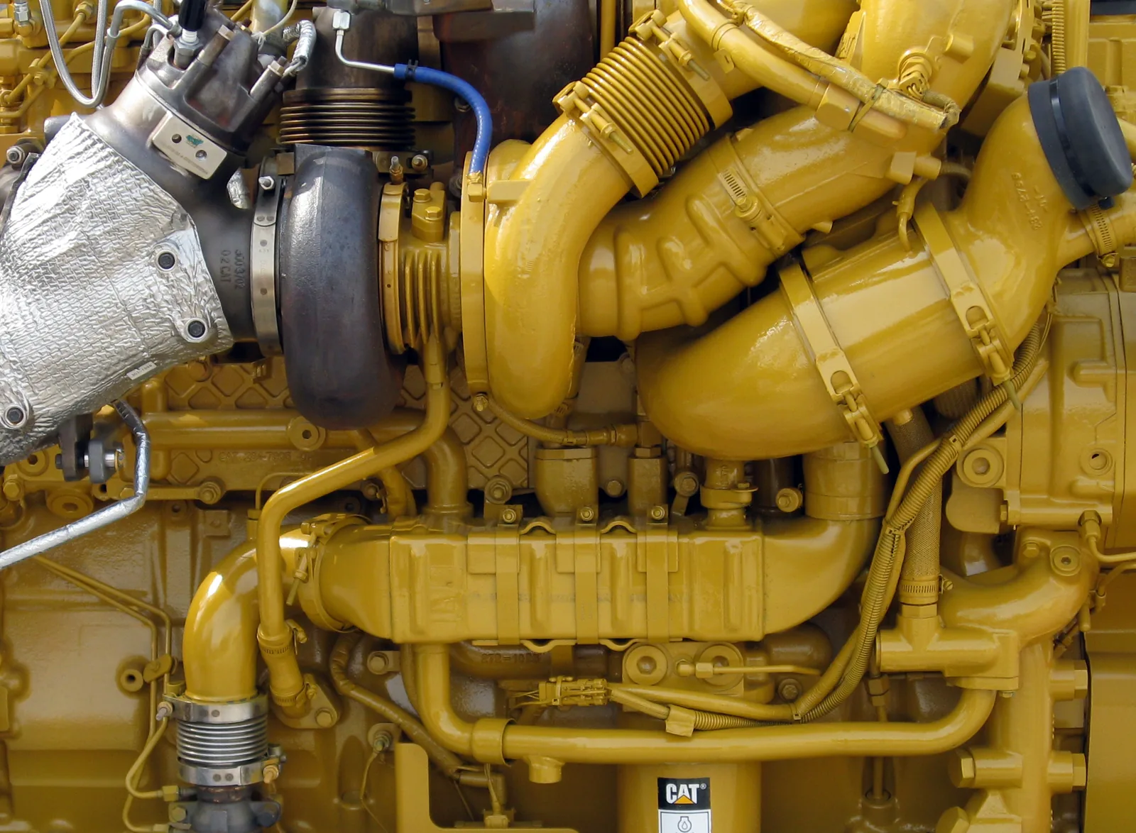 Diesel engine components — representative photography